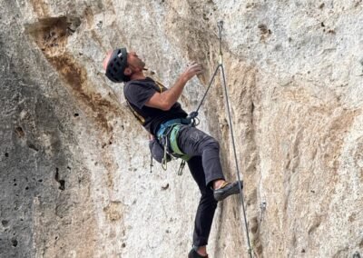 Arrampicata in Falesia